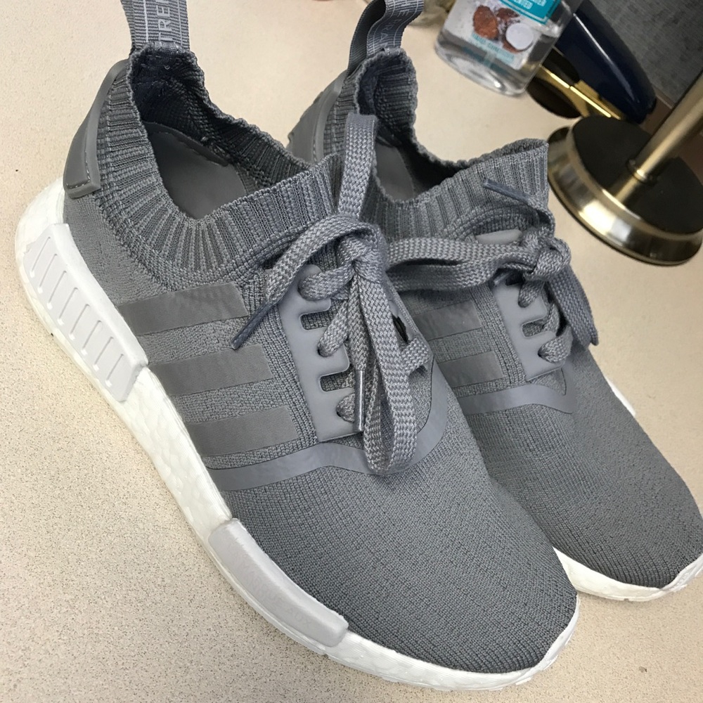 Adidas nmd r1 Primeknit "France" Size 7.5